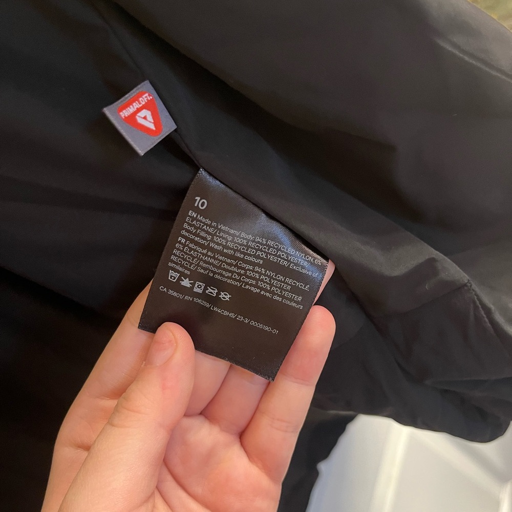NWOT Lululemon Wave-Quilt Insulated Jacket Size 10 - Black - Picture 11 of 11